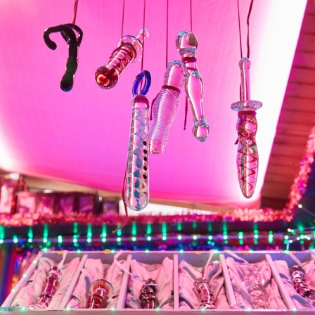 Im Dunkel des Museumsdepots (Folge 16): Dildos aus Porzellan