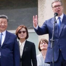 Der chinesische Präsident Xi Jinping und der serbische Präsident Aleksandar Vucic.
