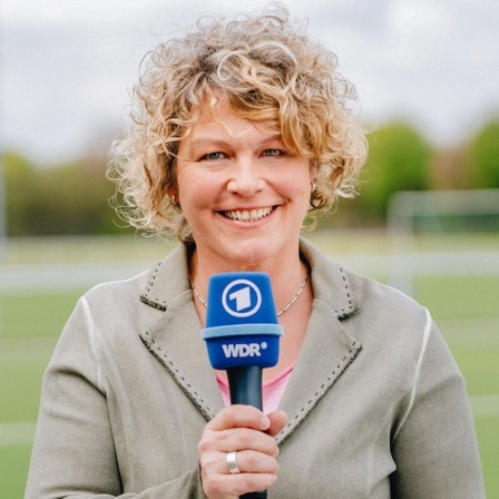 "Nah dran, aber trotzdem kritisch" - Berichterstattung über Männer- und Frauenfußball