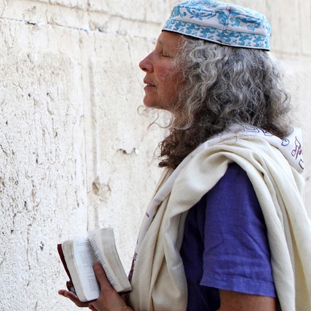 Die Frau im Judentum - mehr als die "Königin des Hauses"