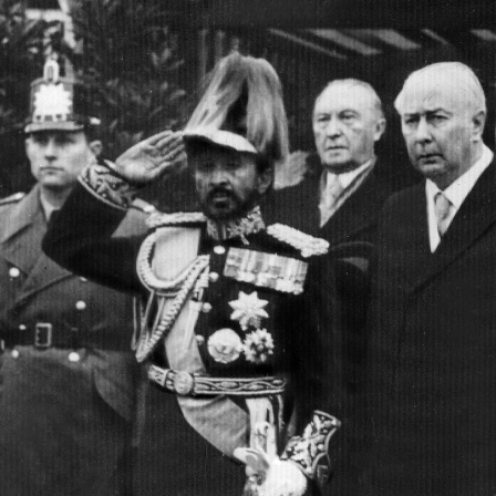 Staatsbesuch des äthiopischen Kaisers Haile Selassie in Bonn: Haile Selassie, Konrad Adenauer, Theodor Heuss, Carlo Schmidt u.a.