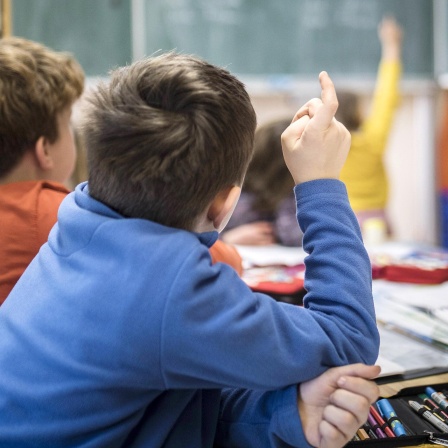 Schüler waehrend einer Unterrichtsstunde.