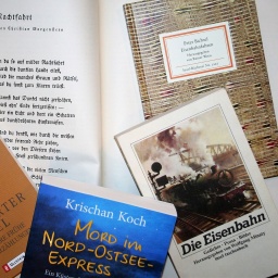 Mehrere Bücher mit Eisenbahn-Erzählungen