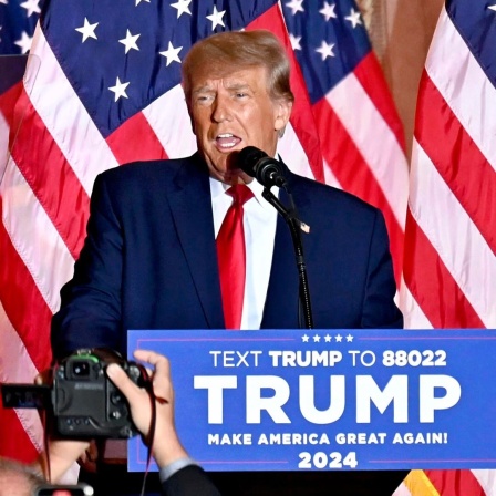 Donald Trump erklärt in seinem Anwesen Mar-a-Lago seine Kandidatur für die Präsidentschaftswahl 2024.