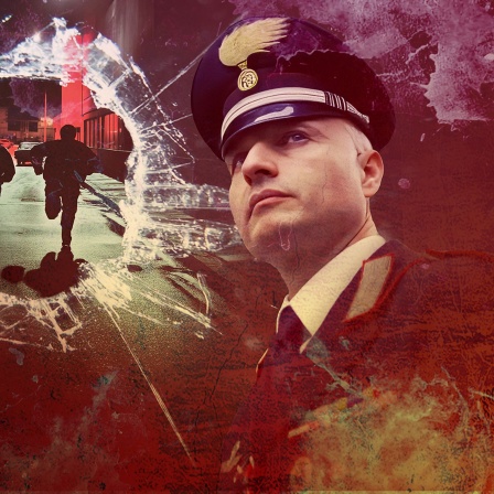 Das Bild zeigt eine Collage mit einem kreisförmigen Bereich, der wie zerbrochenes Glas aussieht. Offenbar handelt es sich um ein Einschussloch. Zwei Personen laufen zu einem rot beleuchteten Bereich. Rechts ist eine Person in Uniform zu sehen: ein italienischer Polizist.