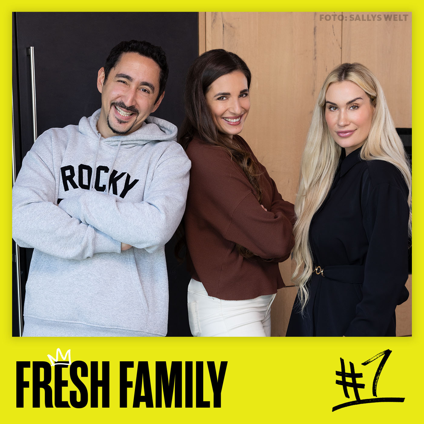 Fresh Family - Eko Fresh Und Sarah Bora Mit Rap, Job Und Familie ...