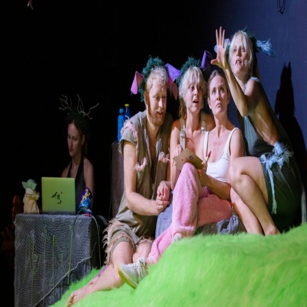 BERLINER ENSEMBLE: "Insomnia" von Sonja Ferdinand und Ensemble, Regie: Heiki Riipinen