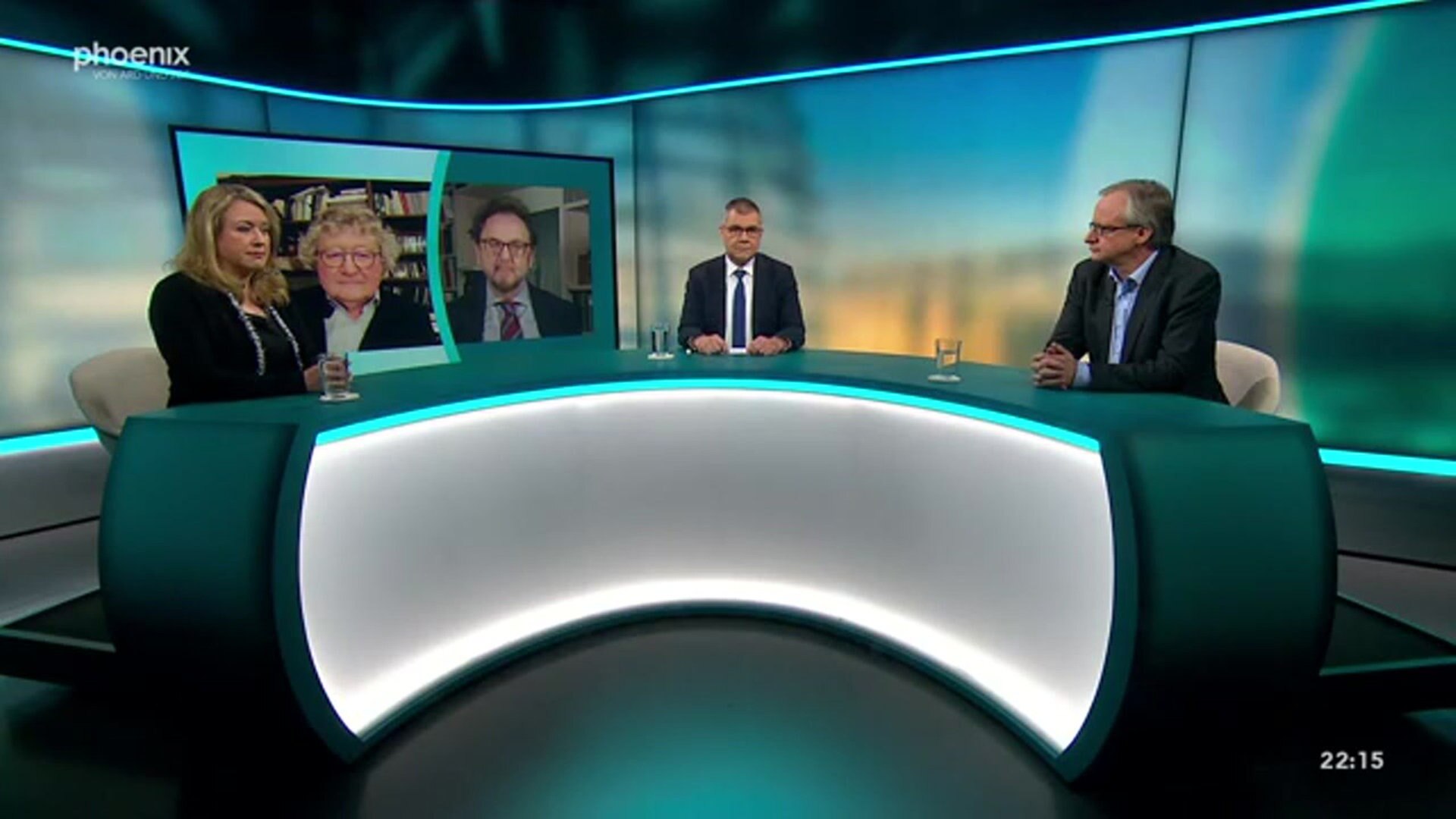 phoenix runde: Führungskräfte gesucht - Machtkampf in den Parteien ...