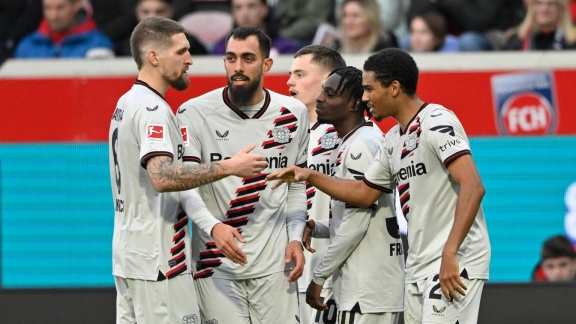 Sportschau Bundesliga - Leverkusen Bleibt Ungeschlagen Und Stellt Rekord Ein