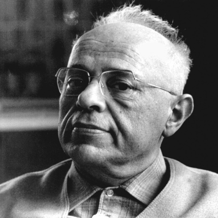 Der polnische Schriftsteller, Essayist und Philosoph Stanislaw Lem, aufgenommen am 26. Januar 1983 in Berlin