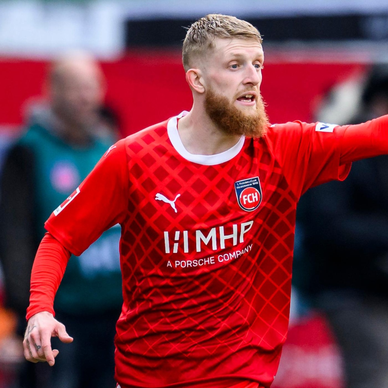 Sportschau · Heidenheims JanNiklas Beste "Bin ein Mensch wie vorher