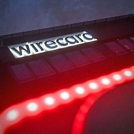 Schriftzug "Wirecard" am Gebäude des Finanzdienstleisters Wirecard, der nach einem Skandal Insolvenz angemeldet hat (01.07.2020).