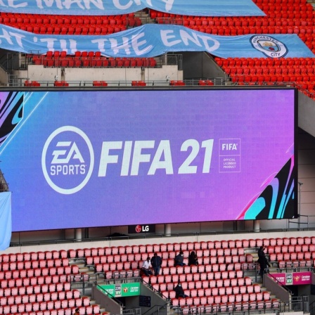 Mandatory Credit: Photo by Kieran McManus/BPI/Shutterstock 11872517hu Big Screen - EA Sports Manchester City v Tottenham Hotspur, Carabao Cup, Final, Football, Wembley Stadium, London, UK - 25 Apr 2021 EDITORIAL USE ONLY No use with unauthorised audio, vi