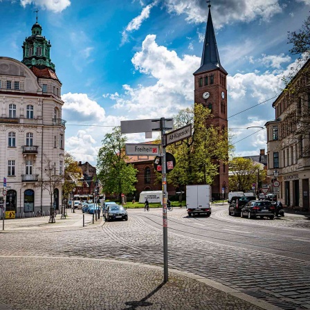Straßenschild mit der Aufschrift "Freiheit" in der Altstadt in Berlin-Köpenick. 