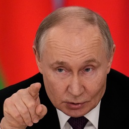 Der Präsident von Russland, Wladimir Putin, spricht während einer Pressekonferenz im "Großen Kremlpalast" (Moskau).