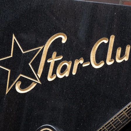 Eine Gedenktafel an der Großen Freiheit, in Hamburg St. Pauli erinnert an den am 13. April 1962 hier eröffneten, legendären Musikclub Star-Club