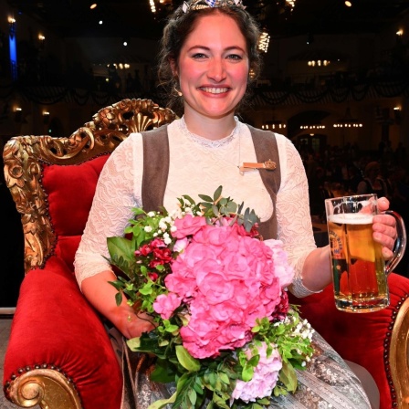 Bayerische Bierkönigin Mona Sommer