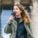 Die Klima-Aktivistin Luisa Neubauer beim Klimastreik 2021 in Berlin