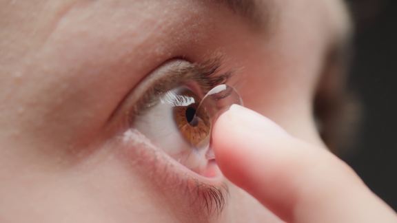 Wer Weiß Denn Sowas? - Wer Kontaktlinsen Trägt Und Augen-make-up Benutzt, Sollte ....