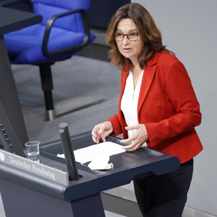 Mechthild Heil (CDU) bei einer Rede