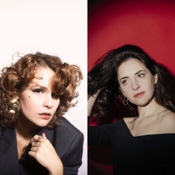 Die Jazzsängerinnen Danielle Hertje (links) von &quot;Violet Greens&quot; und Anna Margolina