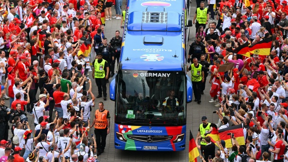 Sportschau - Ein Jahr Nach Der Euro 2024 - Die Wahrheit über Grüne Versprechen