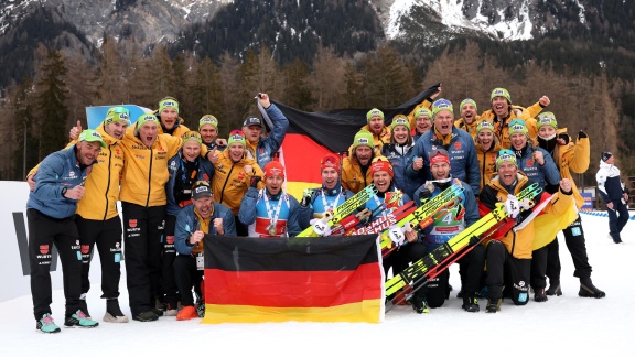 Sportschau Wintersport - Wm-staffel Der Männer In Lenzerheide - Die Siegerehrung