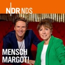 Theologin Margot Käßmann und Moderator Arne-Torben Voigts