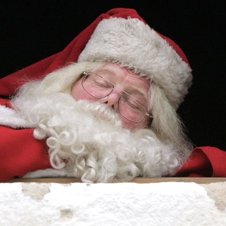 schlafender Weihnachtsmann