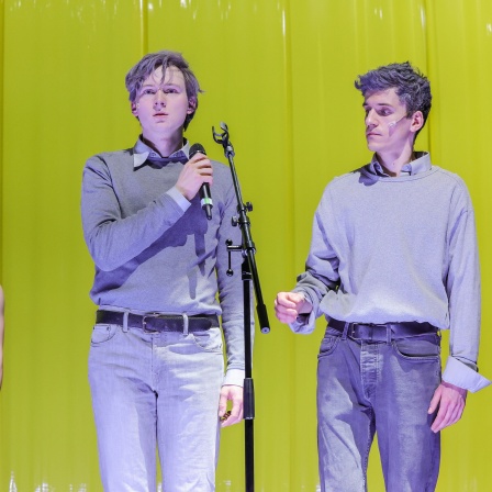 Szene aus Theaterstück &#034;Das Ende von Eddy&#034;