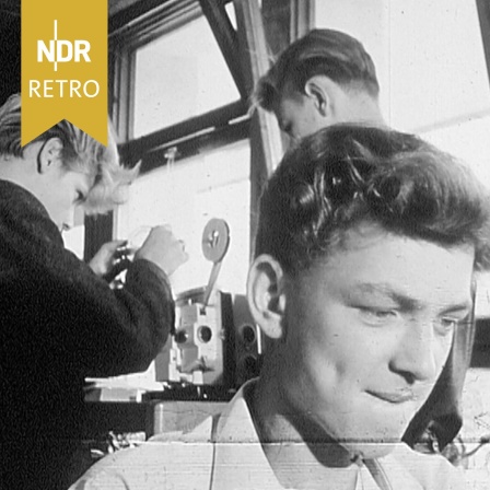 Schüler in der Film-AG einer Schule.