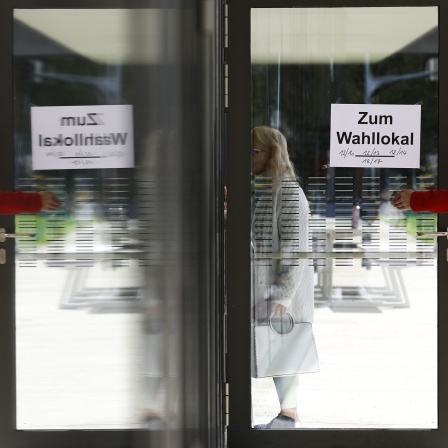 Ein Eingang zu einem Wahllokal in Graz.