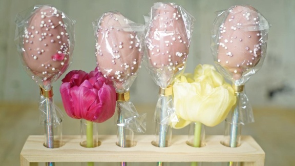 Ard-buffet - Ostereier-cake Pops