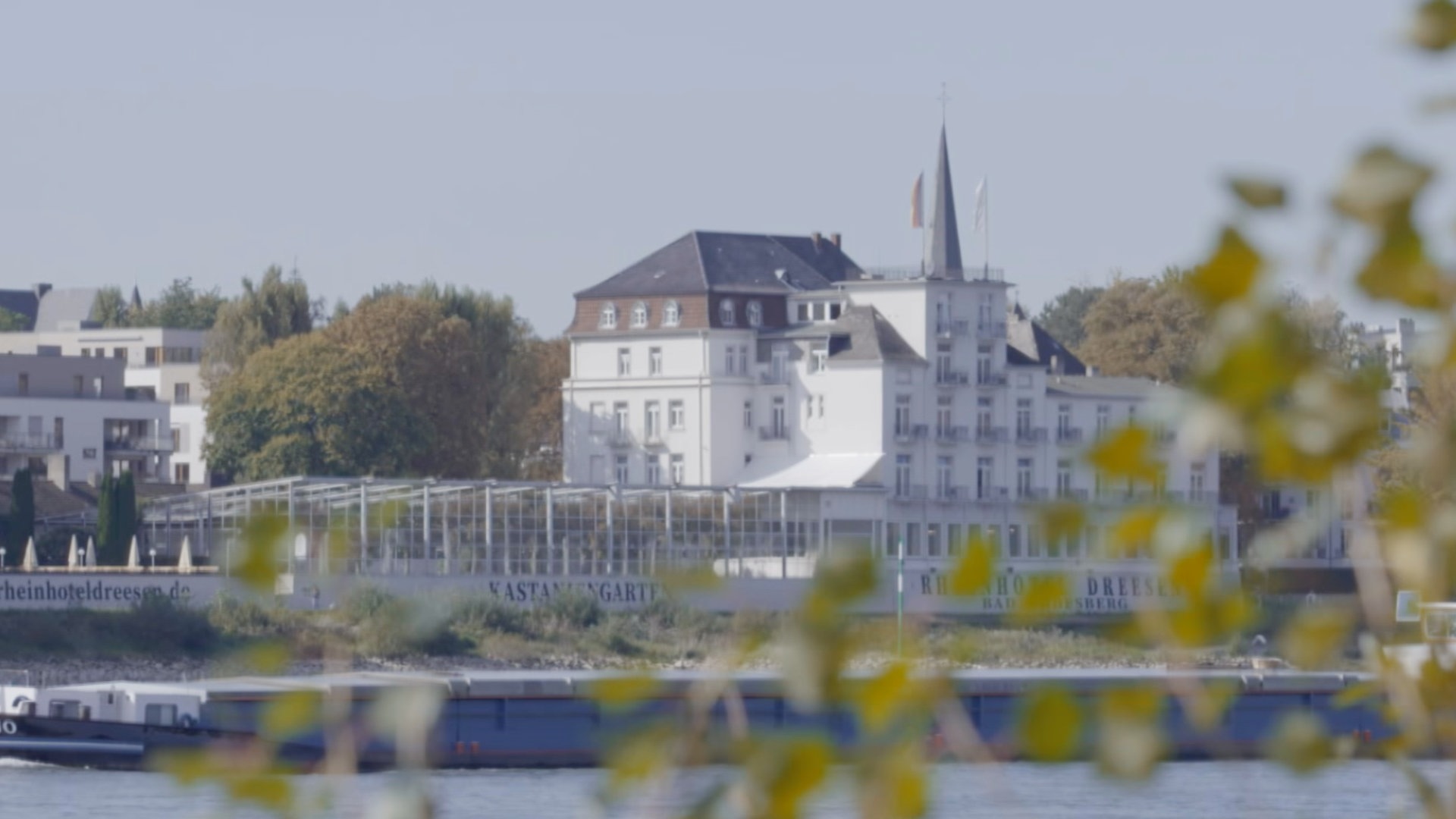 Heimatflimmern Rheinhotel Dreesen Das Weiße Haus am Rhein ARD Mediathek