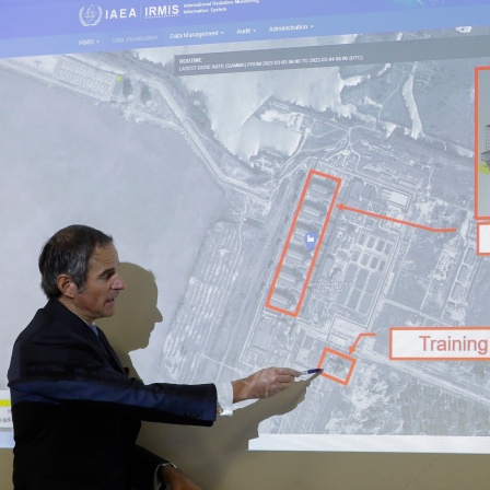 IAEO-Generaldirektor Rafael Mariano Grossi spricht bei einer Pressekonferenz über die Situation im Kernkraftwerk Saporischschja in der Ukraine