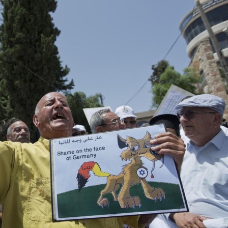 Im Mai 2019 demonstrierten Aktivisten des BDS vor dem Vertretungsbüro des Auswärtigen Amtes in Ramallah gegen den Bundestagsbeschluss zum BDS.