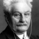 Komponist Leoš Janáček mit In-ear Kopfhörern