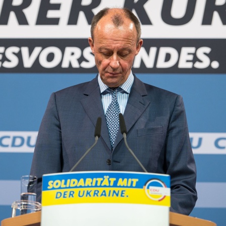 Friedrich Merz, CDU-Vorsitzender, spricht nach der Klausurtagung der CDU Bundesvorstandes auf einer Pressekonferenz. 