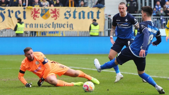 Sportschau - Darmstadt Erkämpft Sich Sieg Gegen Braunschweig