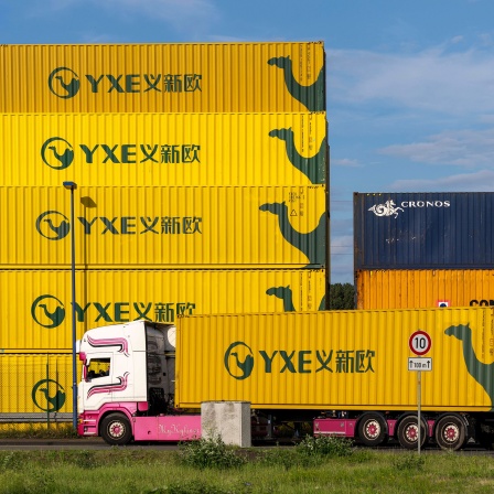 Container des Chinesischen Güterzug Betreibers YXE aus Yiwu