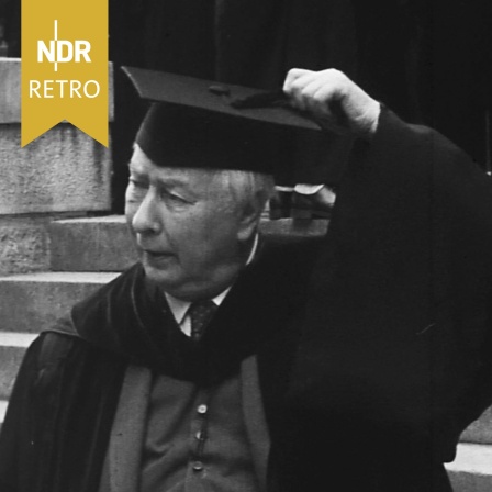 Theodor Heuss erhält die  Ehrendoktorwürde in Berkeley, Juni 1958.