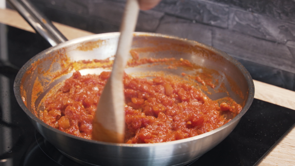 Wer Weiß Denn Sowas? - Wie Kann Man Einer Tomatensauce Beim Kochen Säure Entziehen.