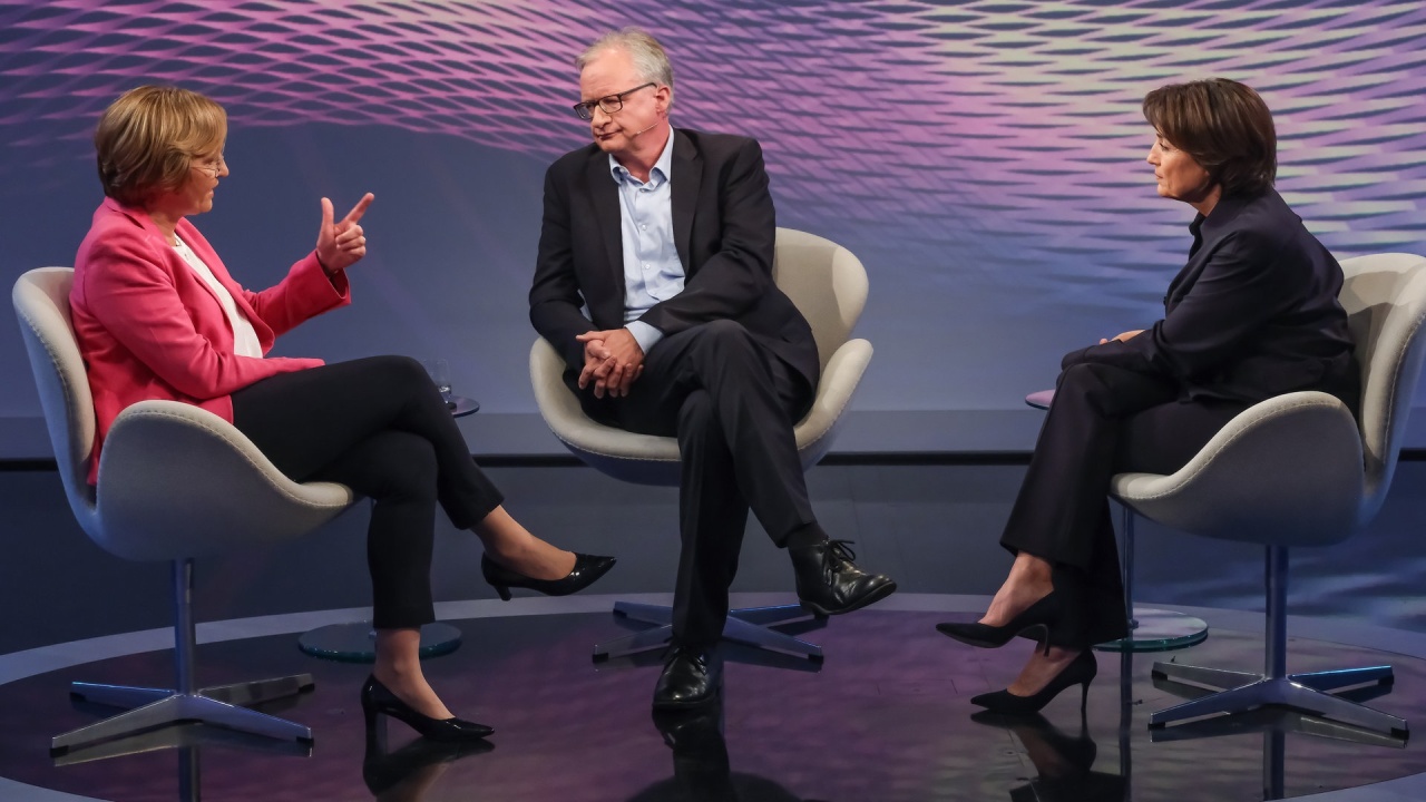 maischberger: Beatrix von Storch und Albrecht von Lucke diskutieren über die Pläne der AfD in Sachse