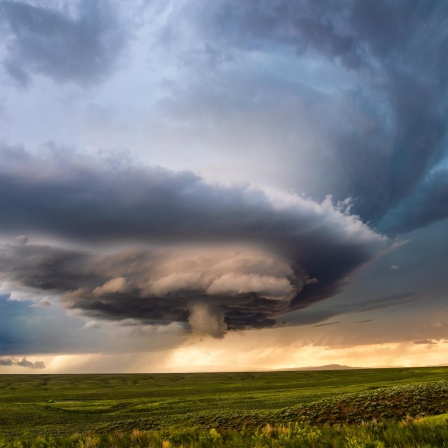 Panoramablick Sturm über Landschaft