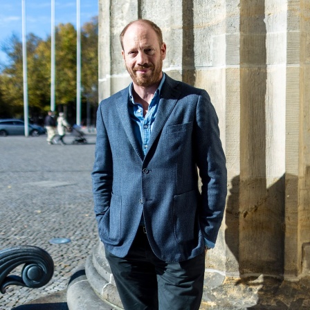 Johann von Bülow, Schauspieler, bei einem Fototermin (Bild: dpa / Carsten Koall)