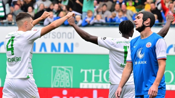 Sportschau Bundesliga - Greuther Fürth Gewinnt Enges Spiel Gegen Rostock