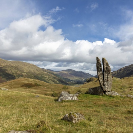 Fionn's Rock, auch "Praying Hands of Mary" genannt, in den schottischen Highlands 