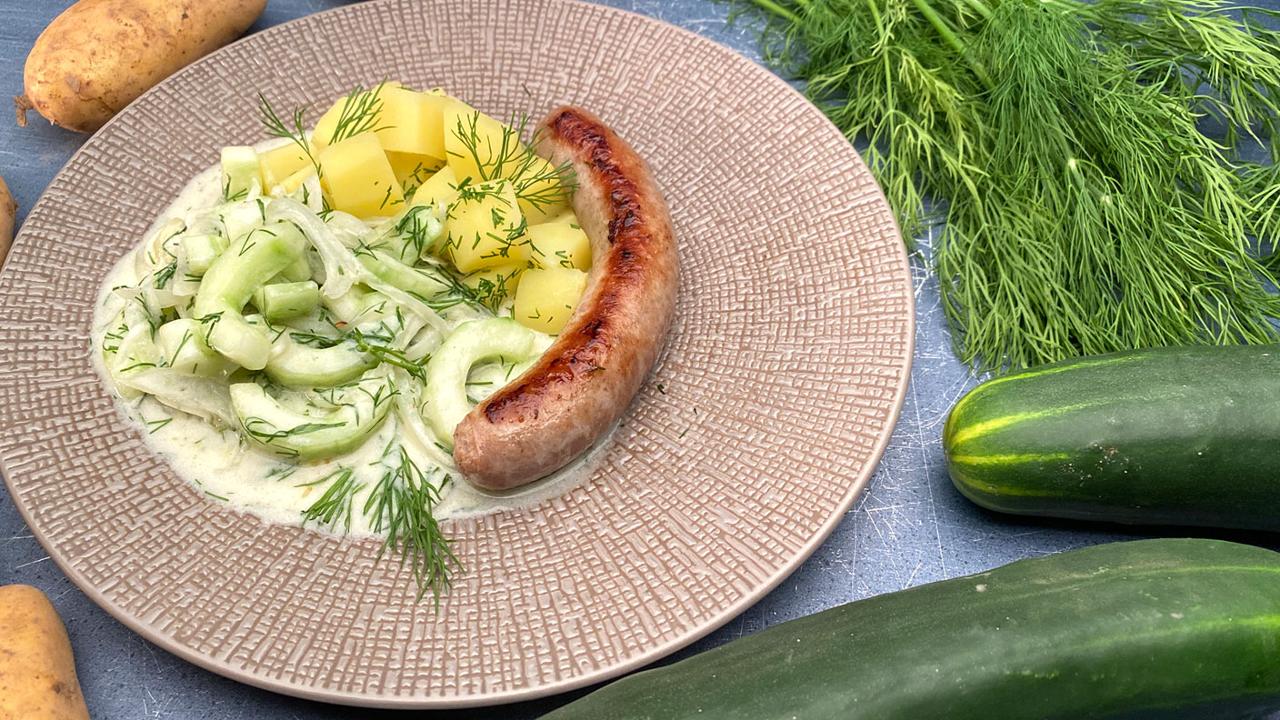 ARD-Buffet: Rezept: Schmorgurken mit Bratwurst und Kartoffelwürfeln