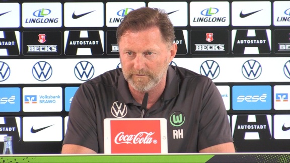 Sportschau - Wolfsburgs Trainer Hasenhüttl - 'man Darf Nicht Merken, Dass Es Nur Um Drei Punkte Geht'