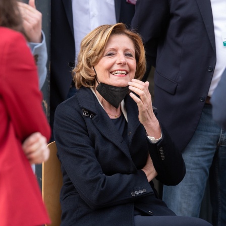Malu Dreyer (SPD), Ministerpräsidentin von Rheinland-Pfalz bei ihrem Besuch an der Ahr.